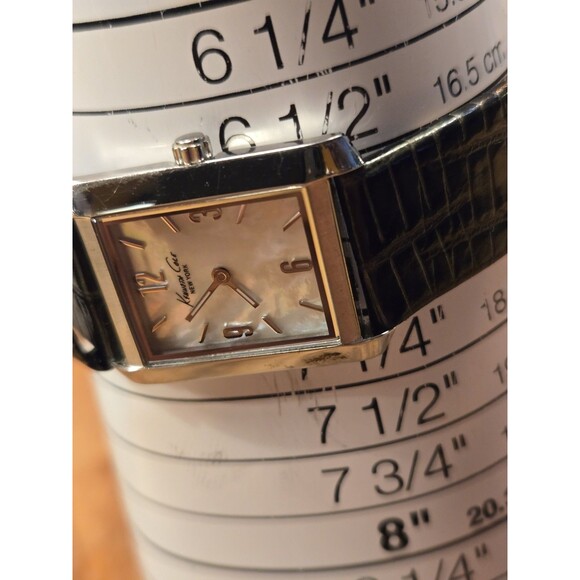 Kenneth Cole NY KC2563 Slim , Ultra-thin , MOP , Green Croco Leather Strap Watch - Picture 3 of 7